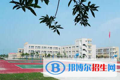 馬關(guān)縣民族職業(yè)高級(jí)中學(xué)2022年報(bào)名條件、招生要求、招生對(duì)象