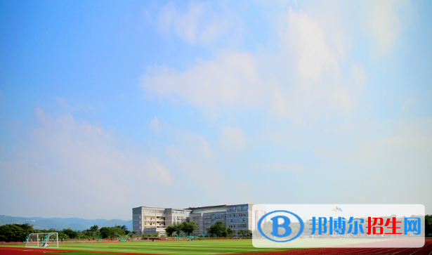 馬關(guān)縣民族職業(yè)高級(jí)中學(xué)2022年招生辦聯(lián)系電話
