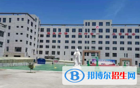 安寧市職業(yè)高級中學(xué)2022年報名條件、招生要求、招生對象