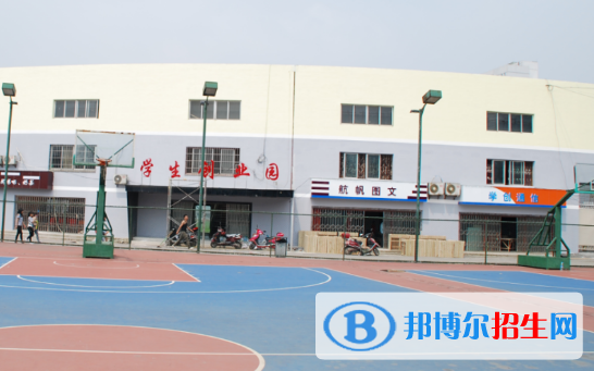 貴陽白云職業(yè)技術(shù)學校2022年招生辦聯(lián)系電話