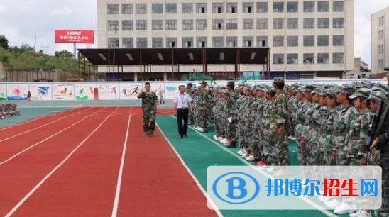 貴州貴陽(yáng)經(jīng)貿(mào)職業(yè)學(xué)校2022年學(xué)費(fèi)、收費(fèi)多少