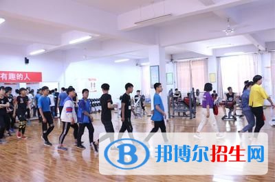 深澤縣職教中心怎么樣、好不好
