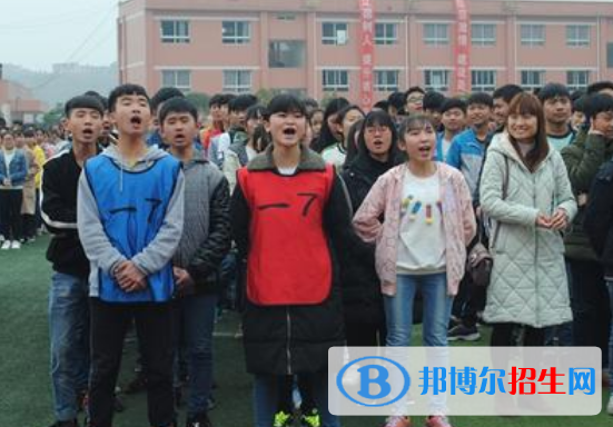 金堂縣土橋中學(xué)校2022年報名條件、招生要求、招生對象