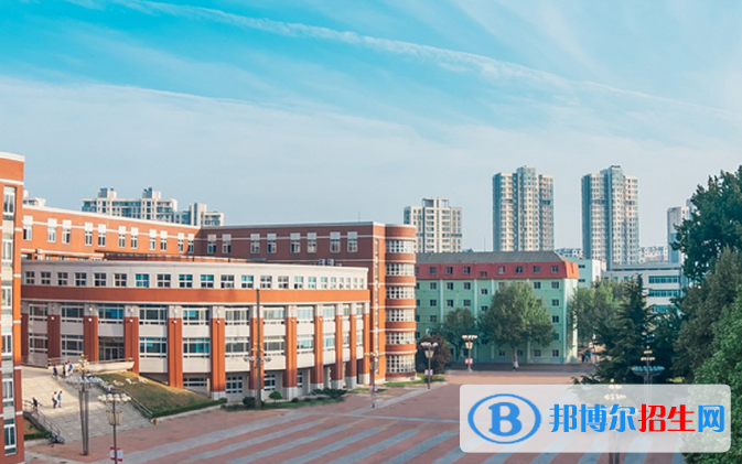 河北2022年讀軌道交通學校一年要多少錢