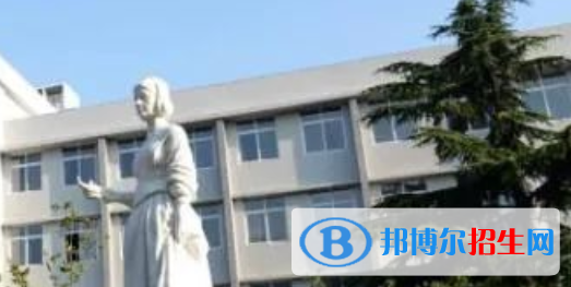 青島衛(wèi)生學校2022年招生辦聯(lián)系電話