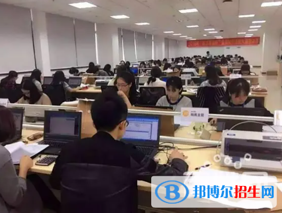 泰興職業(yè)高級(jí)中學(xué)2022年網(wǎng)站網(wǎng)址
