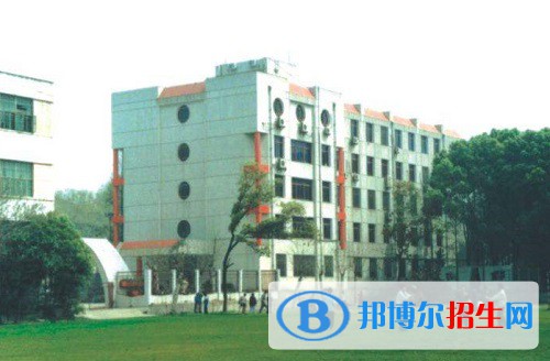 武鋼高級技工學校怎么樣