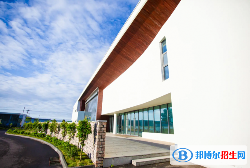 北京四中國際校區(qū)暨佳蓮學校2023年課程體系
