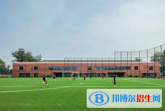 北京海淀國際學(xué)校高中部2023年課程體系