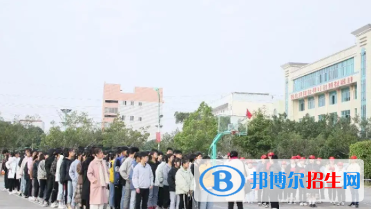 靈山職業(yè)技術(shù)學校2022年宿舍條件