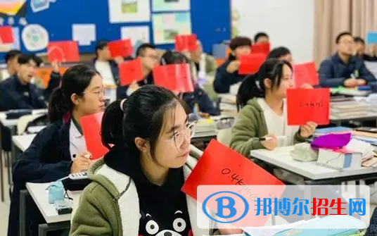 武外英中國際學(xué)校2023年課程體系2