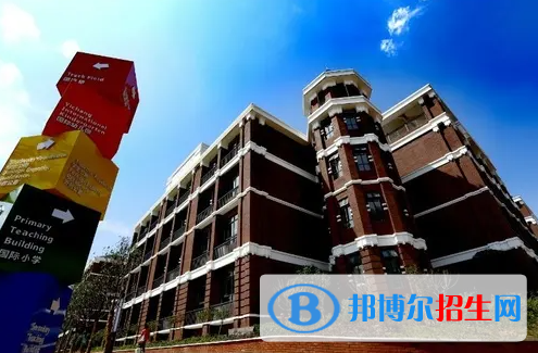 宜昌龍盤湖國(guó)際學(xué)校初中部2023年課程體系