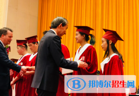 北京中加學(xué)校2023年報(bào)名條件、招生要求、招生對象 