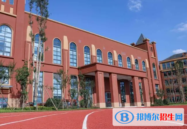 牛津國際公學成都學校初中部2023年報名時間