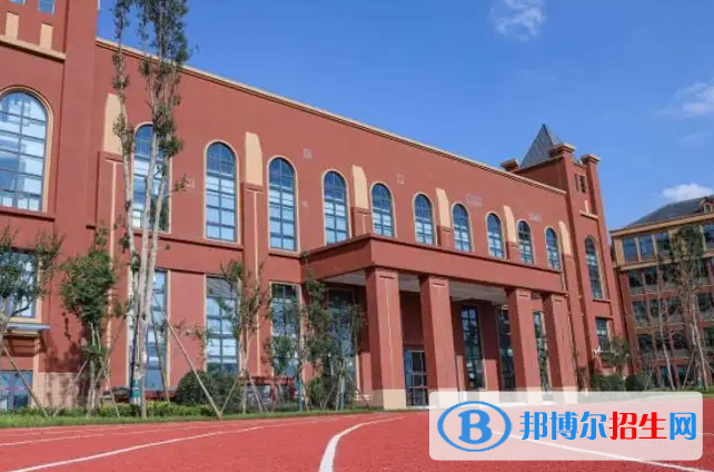 牛津國際公學(xué)成都學(xué)校初中部2023年錄取分?jǐn)?shù)線