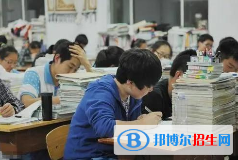 2022年河北高考本科分數(shù)線公布（物理類、歷史類、特殊類型、藝術體育類）