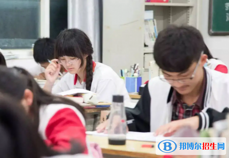 2022年河南高考專科分?jǐn)?shù)線公布（理科+文科）