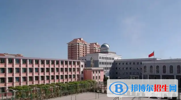 嘉峪關(guān)市酒鋼三中2023年學(xué)費、收費多少