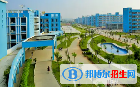 廣西2023年中專有什么計算機學(xué)校
