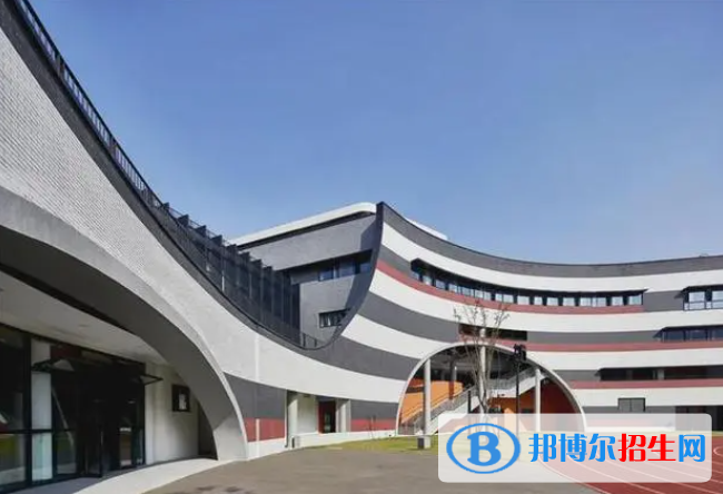蘇州科技城外國語學(xué)校初中部2023年學(xué)費(fèi)標(biāo)準(zhǔn)