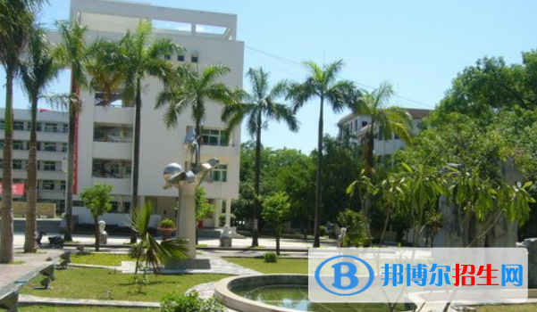 儋州市第一中學(xué)2023年報(bào)名條件、招生要求、招生對象 