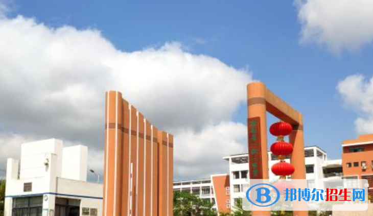 北京師范大學(xué)萬寧附屬中學(xué)2023年怎么樣、好不好
