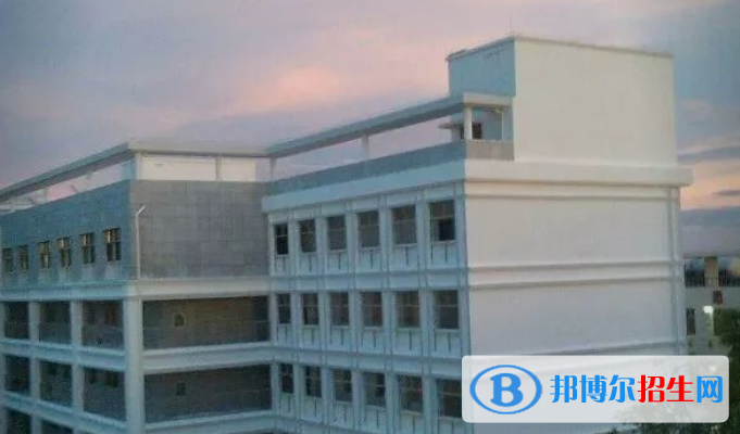 澄邁中學(xué)2023年學(xué)費、收費多少 