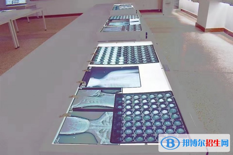 云南2023年讀衛(wèi)?？梢钥即髮W嗎