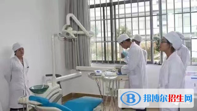 云南2023年讀衛(wèi)?？梢钥即髮W嗎