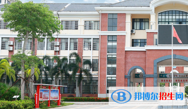 西南大學(xué)臨高實驗中學(xué)2023年招生代碼 