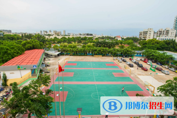 海口市中考數(shù)學總分(滿分）是多少（附?？谑兄锌汲煽儾樵?nèi)肟冢? width=