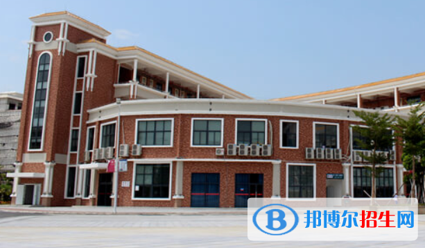 華東師范大學(xué)第二附屬中學(xué)樂東黃流中學(xué)2023年報名條件、招生要求、招生對象 