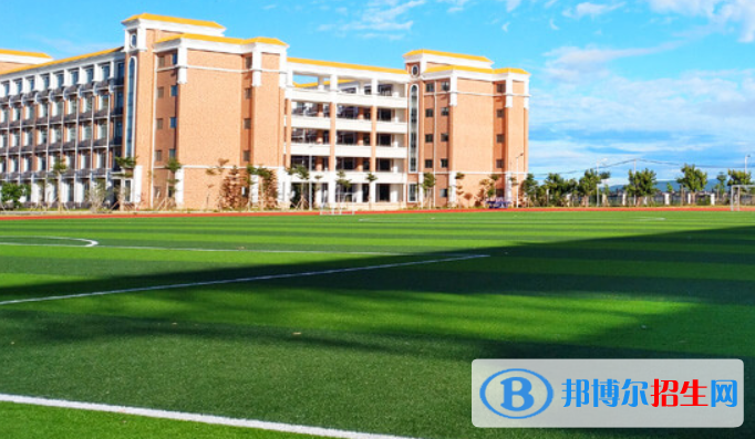 華東師范大學(xué)第二附屬中學(xué)樂(lè)東黃流中學(xué)2023年怎么樣、好不好