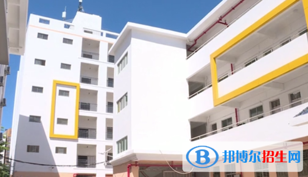 保亭中學(xué)2023年學(xué)費(fèi)、收費(fèi)多少 
