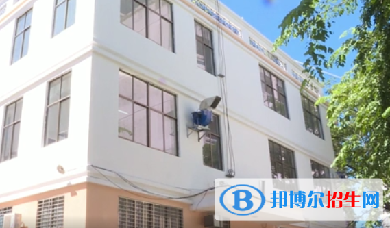 保亭中學(xué)2023年報(bào)名條件、招生要求、招生對(duì)象 