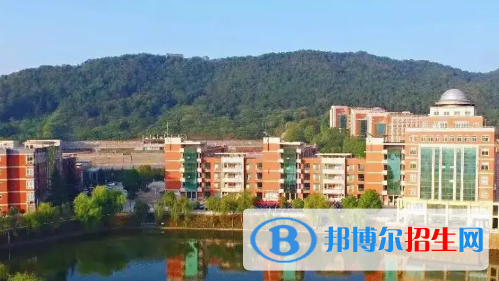 2022信陽(yáng)高級(jí)中學(xué)全國(guó)排名第幾（第78名）2022河南排行第幾（第1名）