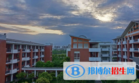 德陽(yáng)的高中排名前十名的學(xué)校（德陽(yáng)高中）