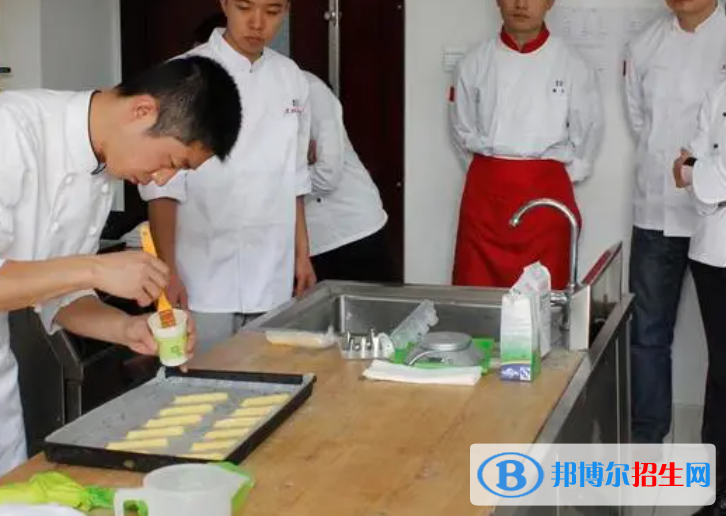 大學(xué)中西面點(diǎn)工藝專業(yè)可以從事哪些工作？