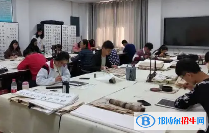 大學(xué)書法學(xué)專業(yè)可以從事哪些工作？