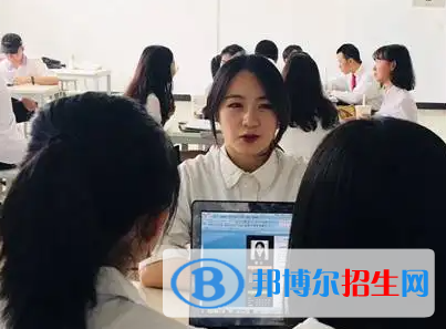 大學(xué)會(huì)展經(jīng)濟(jì)與管理專業(yè)可以從事哪些工作？
