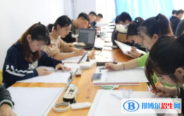 大學(xué)公共藝術(shù)專業(yè)可以從事哪些工作？
