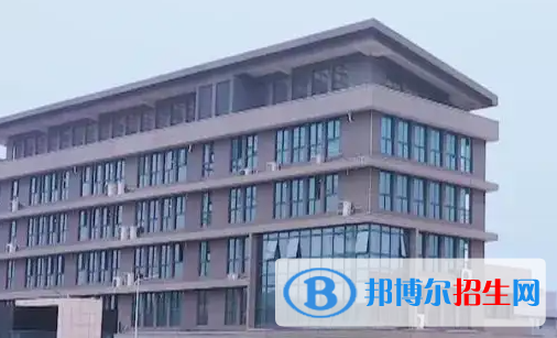 株洲師范高等?？茖W(xué)校是大專還是中專(株洲師范高等專科學(xué)校)