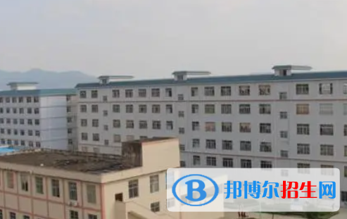 廣西2023年計(jì)算機(jī)學(xué)校多少錢(qián)