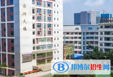 廣西2023年讀計算機(jī)學(xué)校需要什么證件