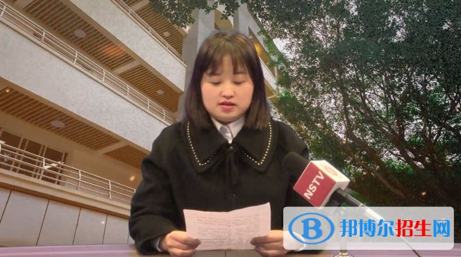 我校2022—2023學(xué)年度（上）期第十五周朝會儀式成功舉行