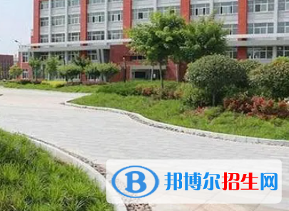 駐馬店幼兒師范高等專科學(xué)校是大專還是中專（駐馬店幼兒師范高等?？茖W(xué)校）