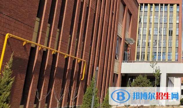 平?jīng)鍪械谝恢袑W(xué)2023年怎么樣、好不好