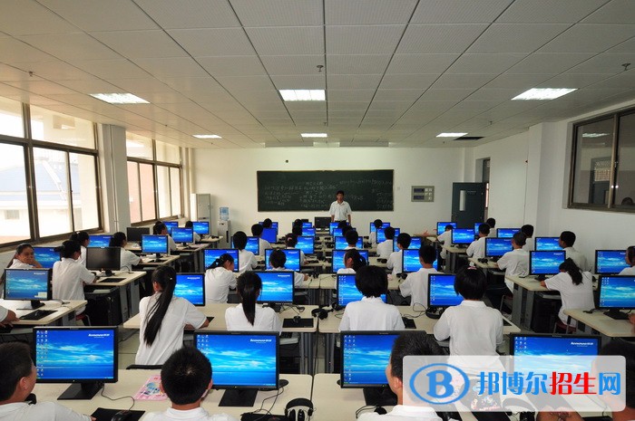 四川2023年中專計算機學(xué)校學(xué)什么好