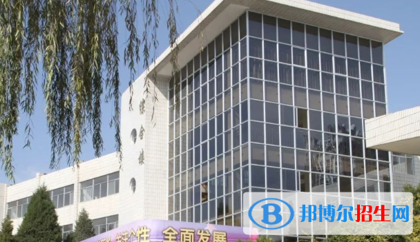 甘肅省慶陽第一中學(xué)2023年學(xué)費(fèi)、收費(fèi)多少 