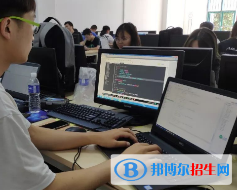 移動(dòng)互聯(lián)應(yīng)用技術(shù)專(zhuān)業(yè)好嗎?